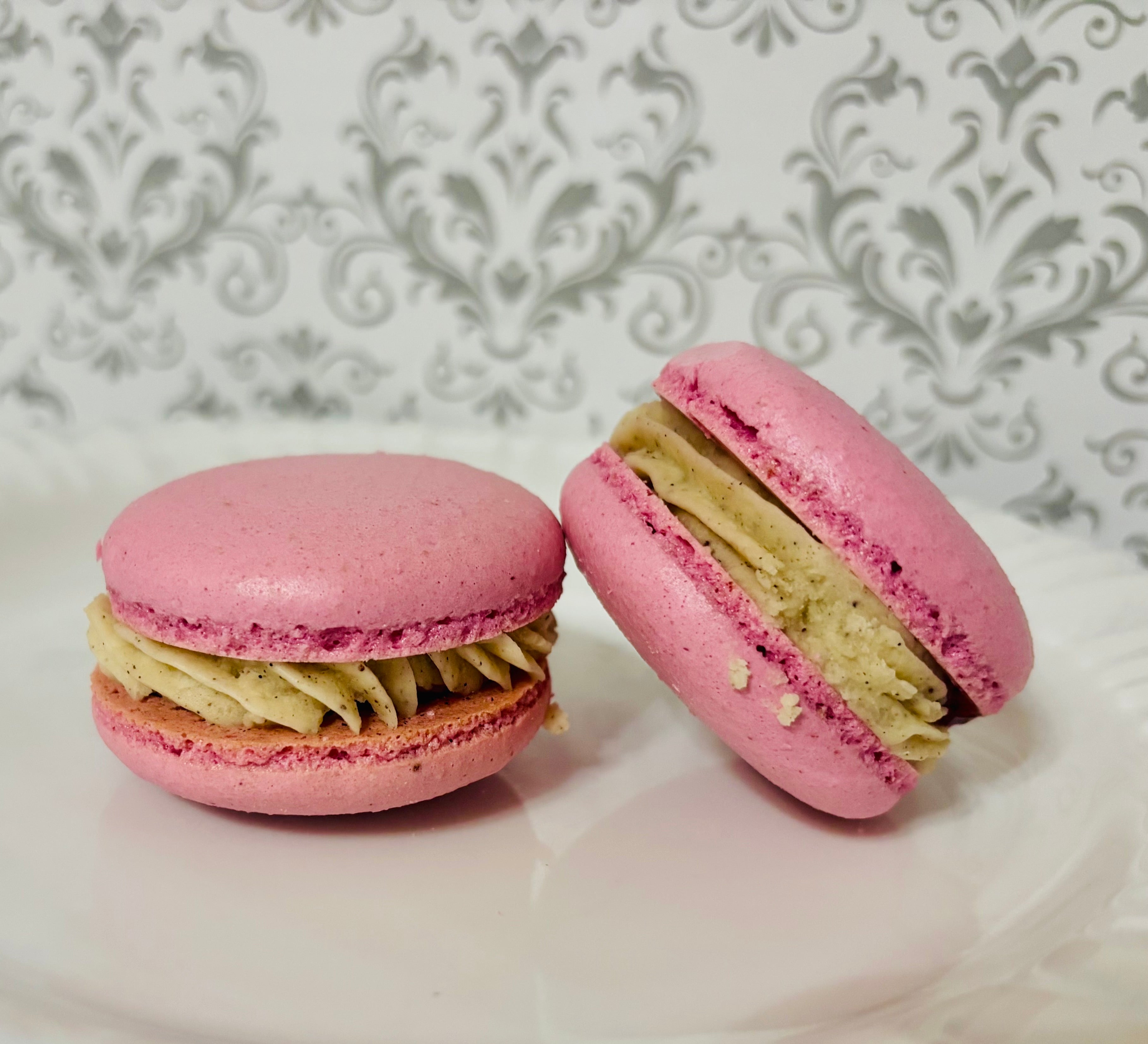 Raspberry Macaron