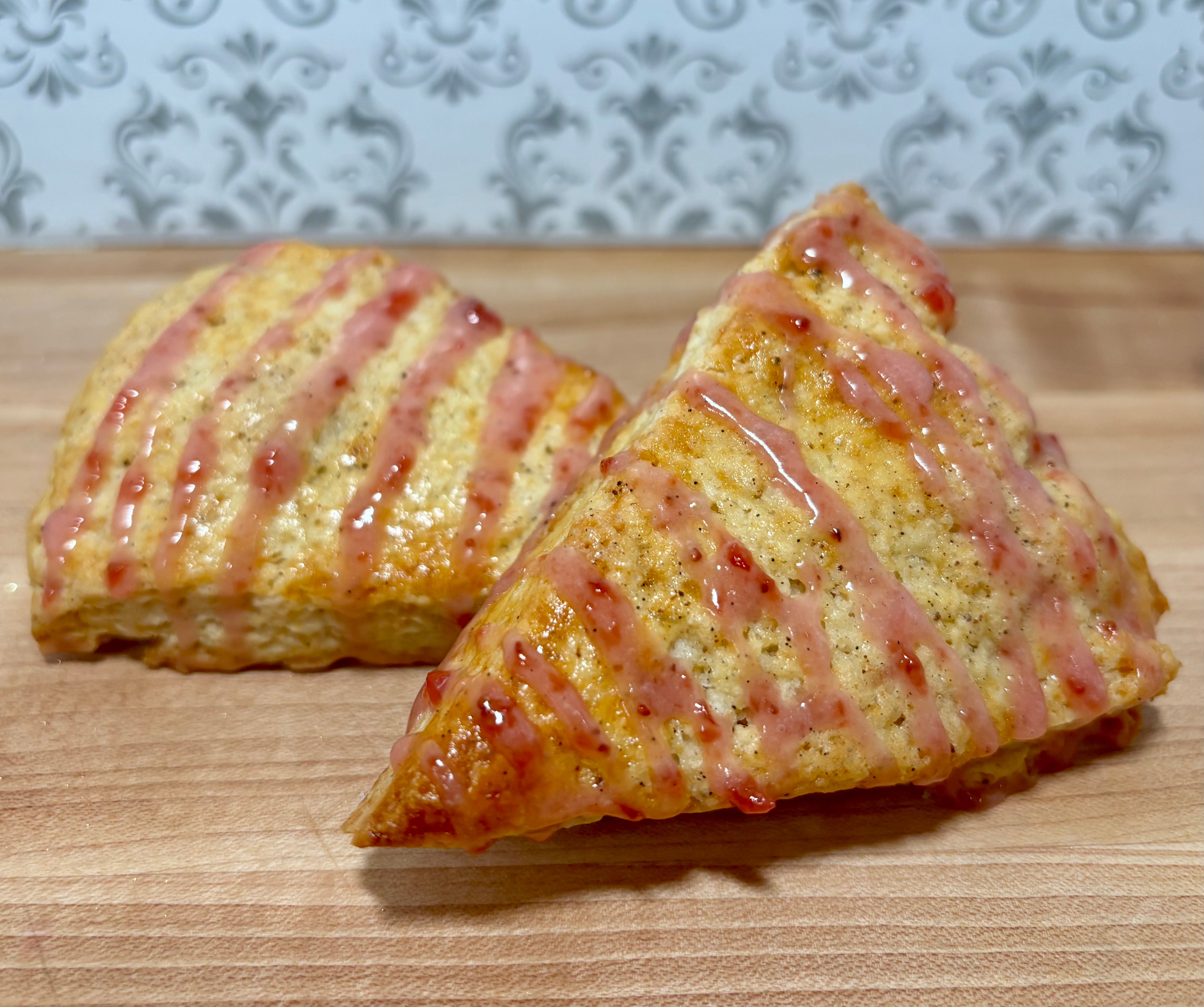 Strawberry Vanilla Scone -Limited Valentine's Special!